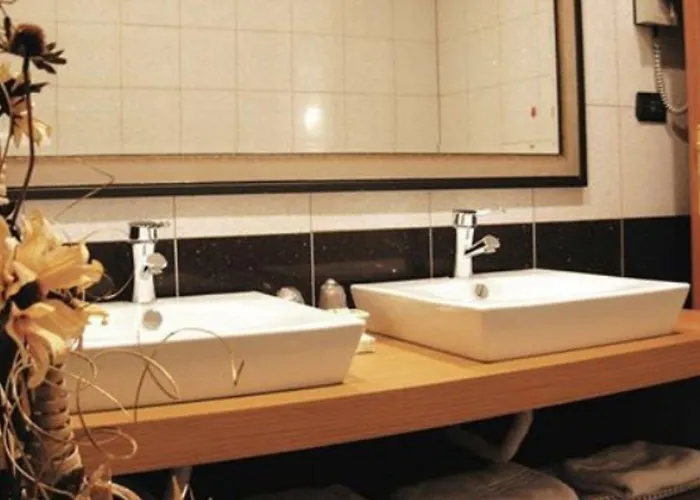 Otel Piemonte Roma
