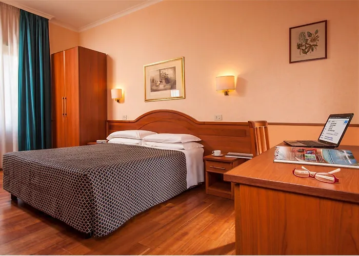 Piemonte 3* Roma