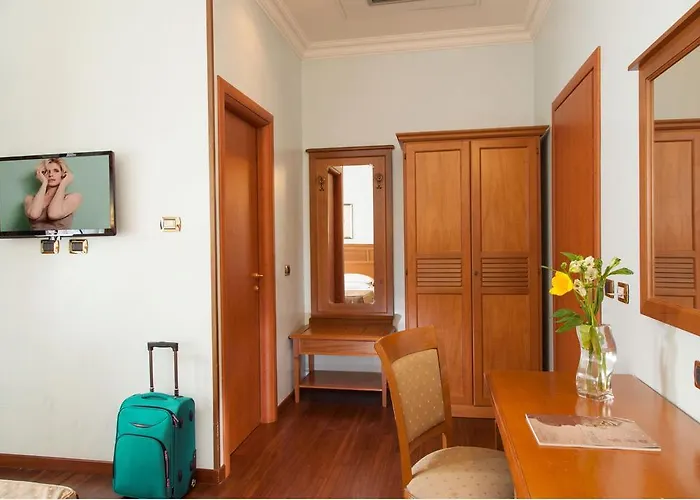 Otel Piemonte 3*